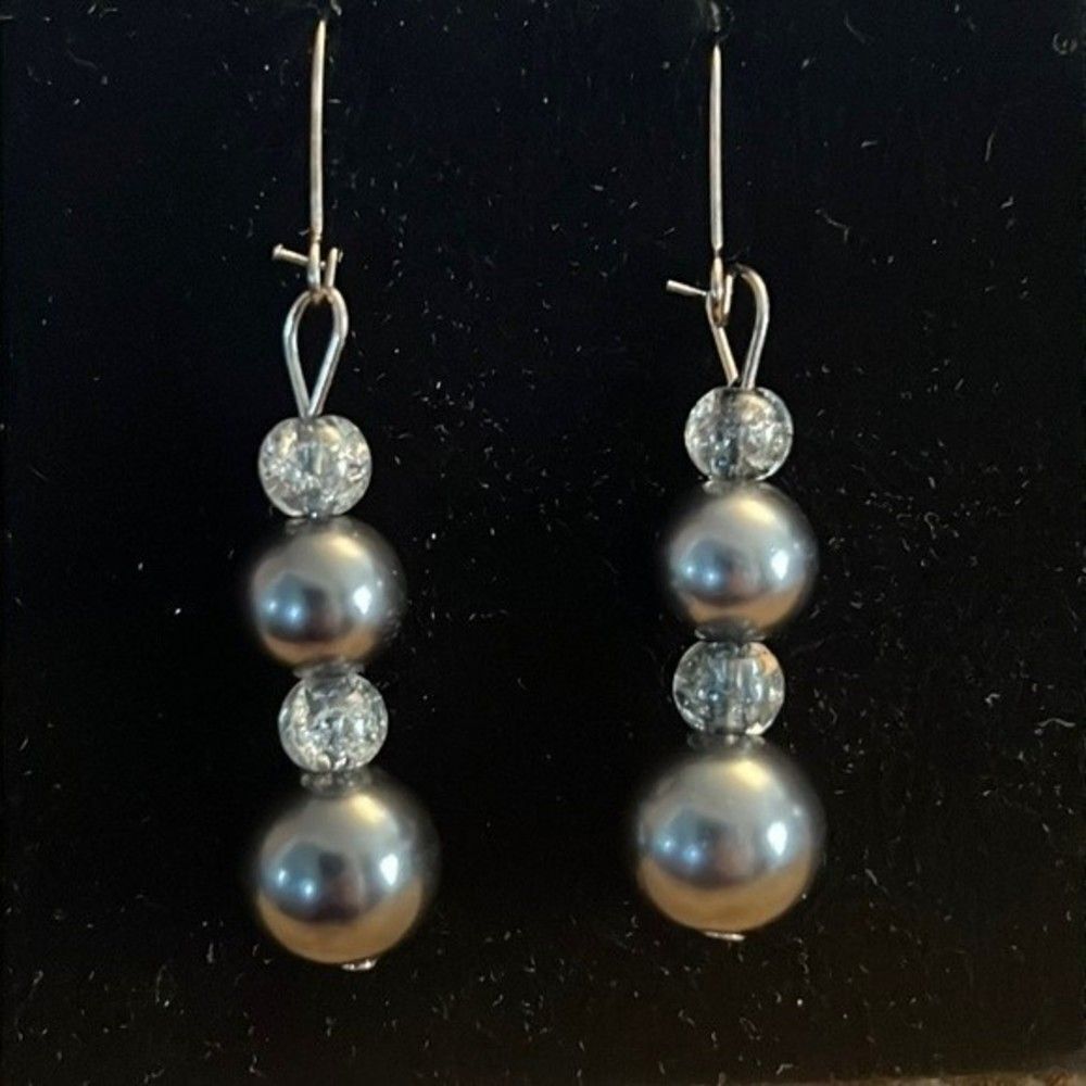 Handcrafted Gray Pearl & Glass Drop Earrings